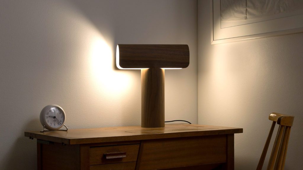 Teelo 8020 seppo koho secto design pöytävalaisin