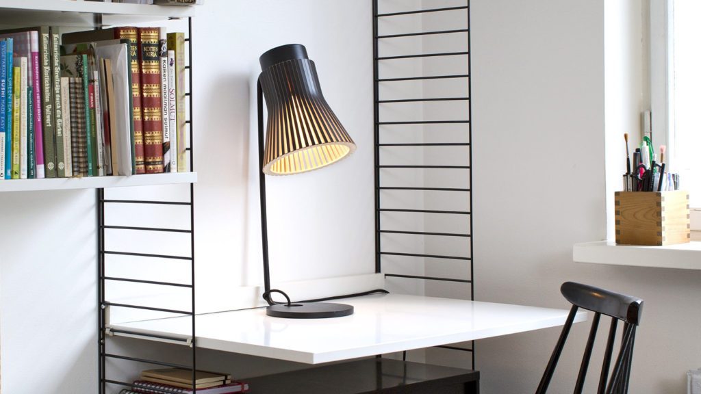 petite 4620 secto design seppo koho pöytävalaisin