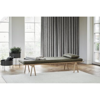 Woud Level daybed