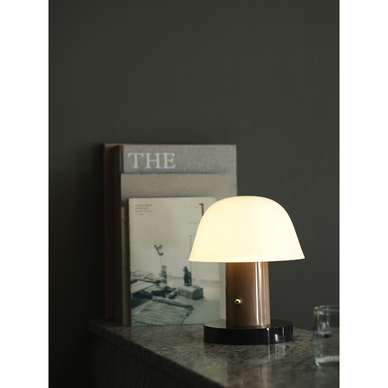 &Tradition Setago JH27 pöytävalaisin