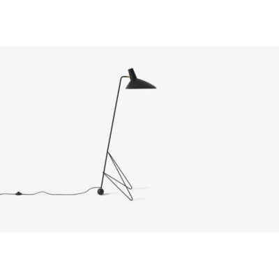 &Tradition Tripod HM8 lattiavalaisin