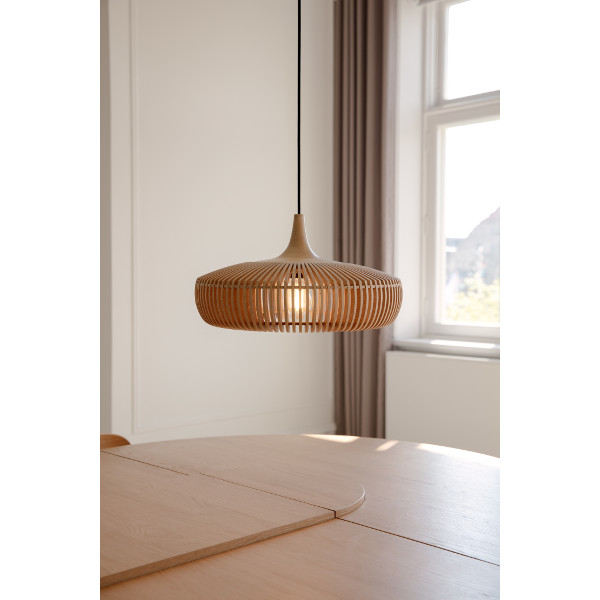 Umage Comfort Circle jatkettava ruokapöytä, tammi