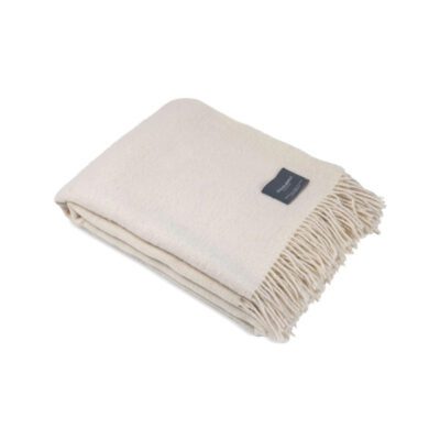 Stackelbergs villa torkkupeitto, luonnonvalkoinen