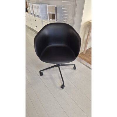 OUTLET PLUS &Tradition Elefy JH36 työtuoli