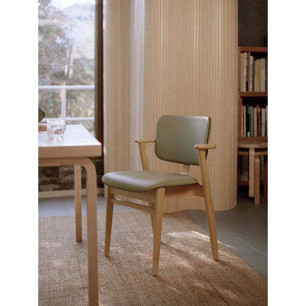 Artek Domus tuoli, petsattu hunaja/Spectrum Leaf-nahka - Image 2