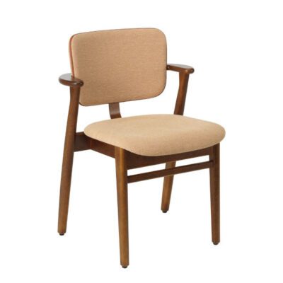 Artek Domus tuoli, pähkinäpetsattu/ beige/pinkki Wow RE -kangas