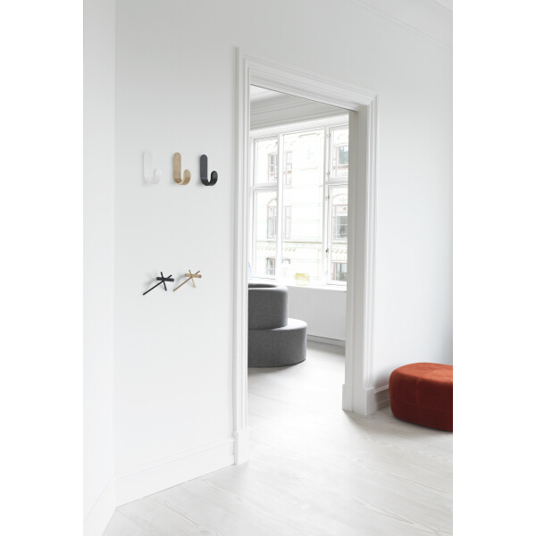 Normann Copenhagen Curve seinäkoukku, musta - Image 2