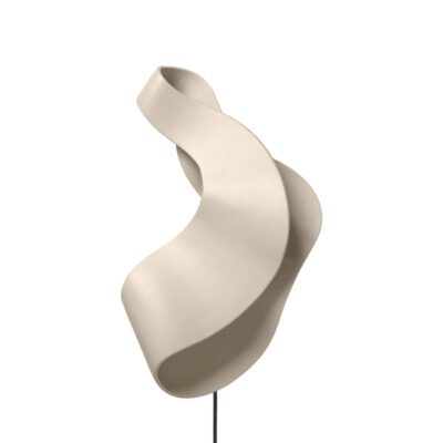ferm LIVING Oyster seinävalaisin, vaalea cashmere