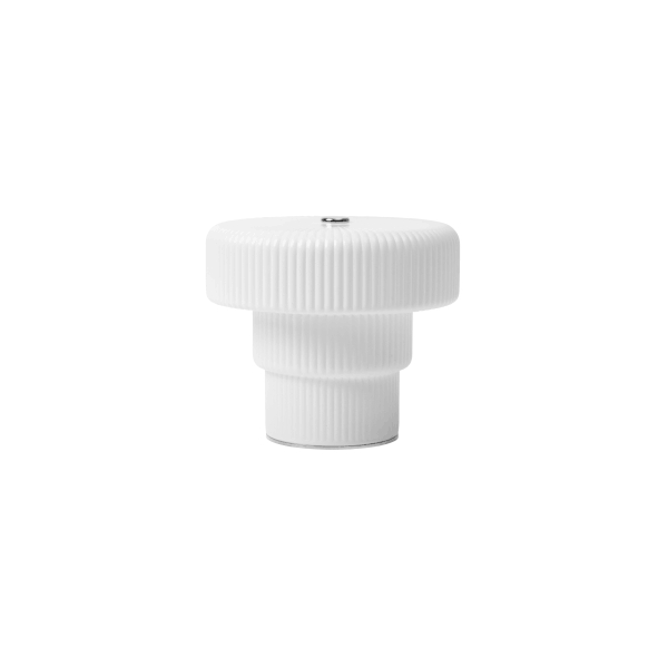 ferm LIVING Ripple Portable pöytävalaisin, pieni, valkoinen